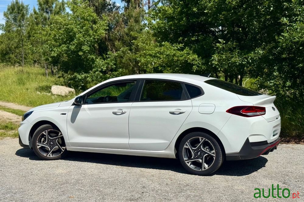 2021' Hyundai i30 photo #3