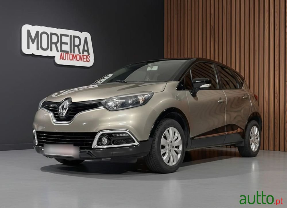 2015' Renault Captur photo #1