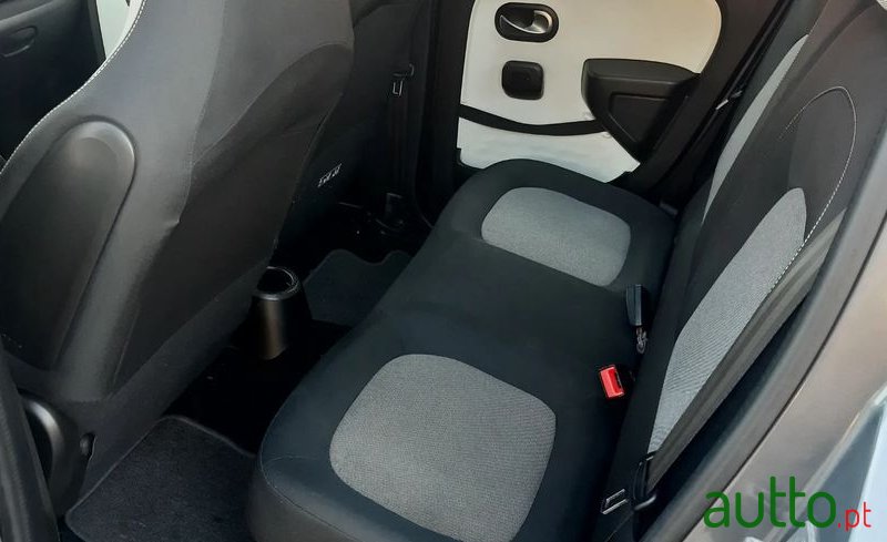 2018' Renault Twingo photo #6