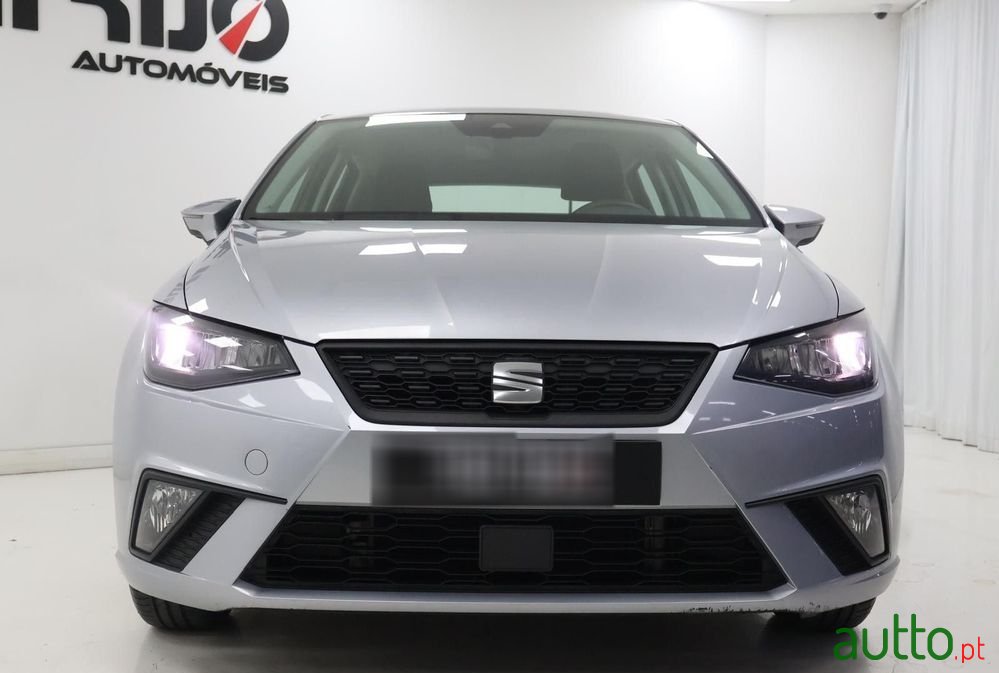 2024' SEAT Ibiza 1.0 Tsi Style photo #6