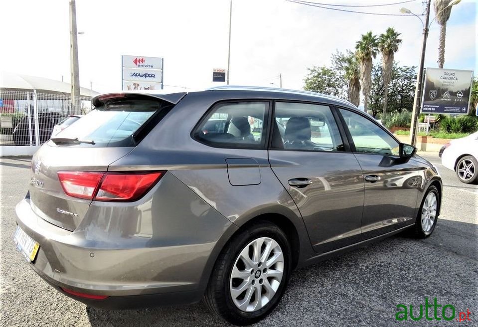 2016' SEAT Leon-St photo #6