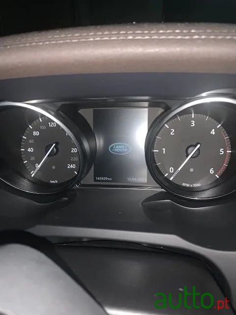 2017' Land Rover Evoque photo #6