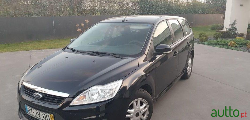 2008' Ford Focus Sw photo #1