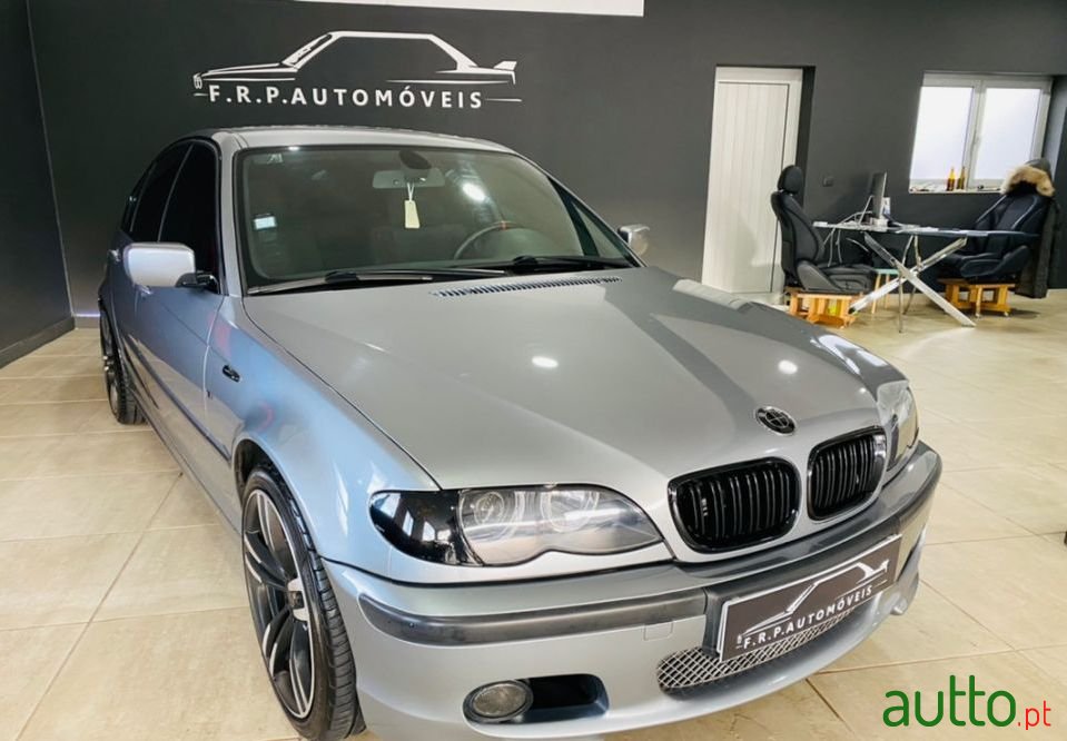 2004' BMW 318 photo #3