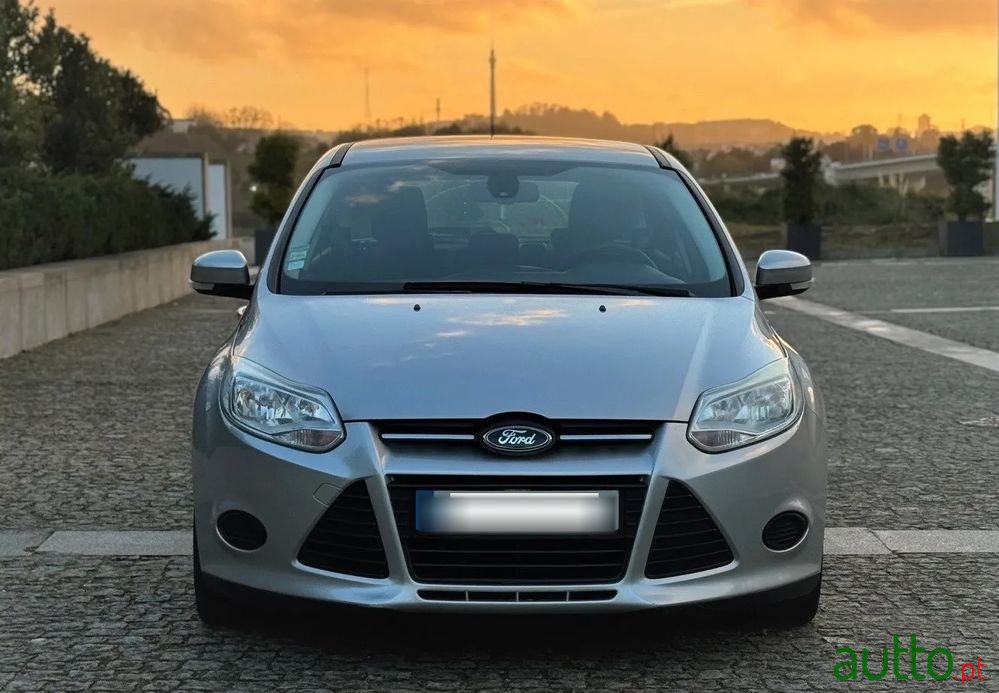 2013' Ford Focus photo #2