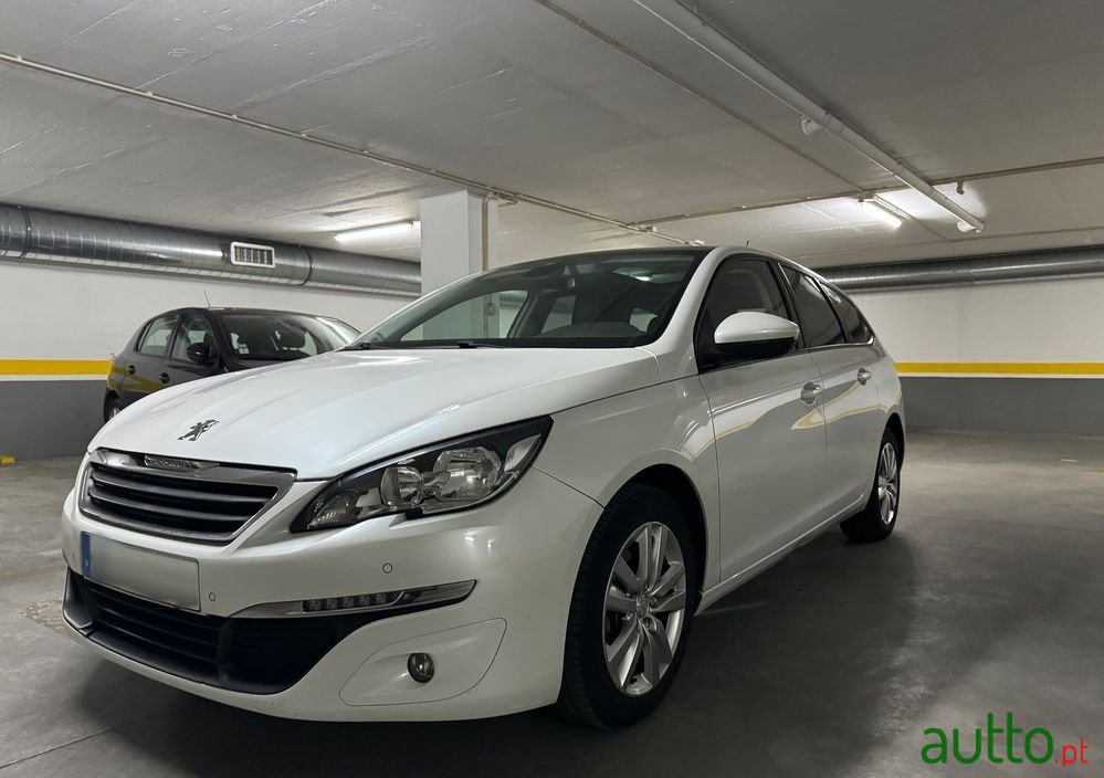 2015' Peugeot 308 Sw photo #1
