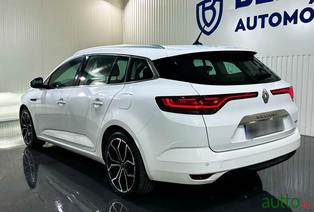 2021' Renault Megane 1.6 Plug-In R.S. Line photo #6