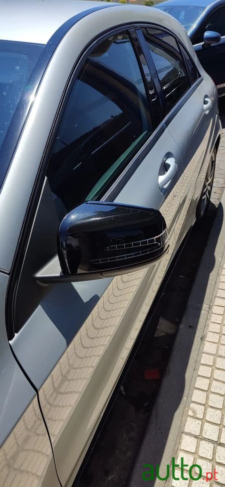 2013' Mercedes-Benz A 180 photo #3