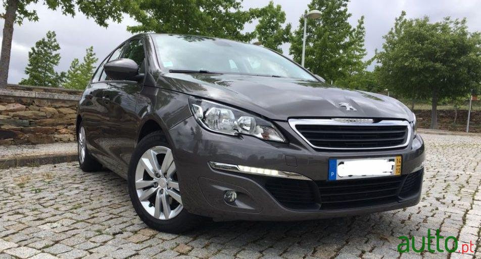 2014' Peugeot 308 1.6 E-Hdi 115Cv photo #2