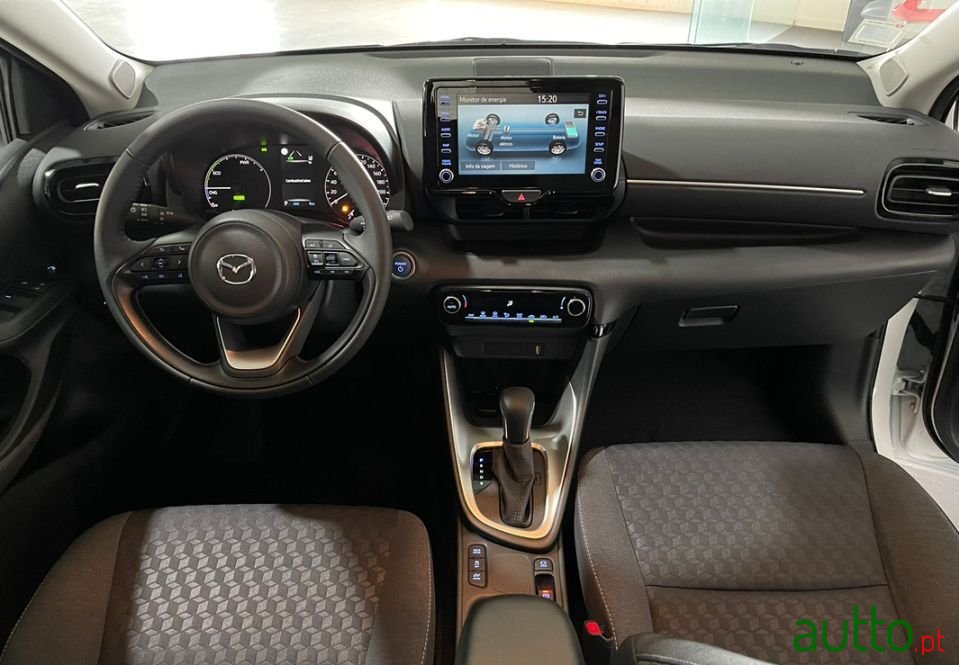 2022' Mazda 2 photo #3