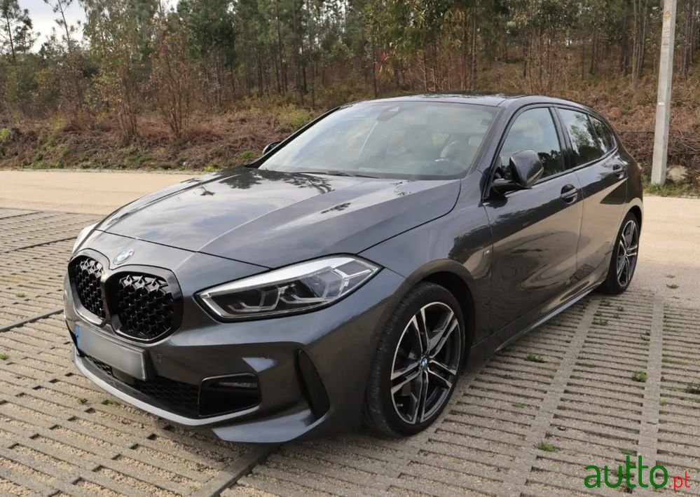 2020' BMW 118 photo #4