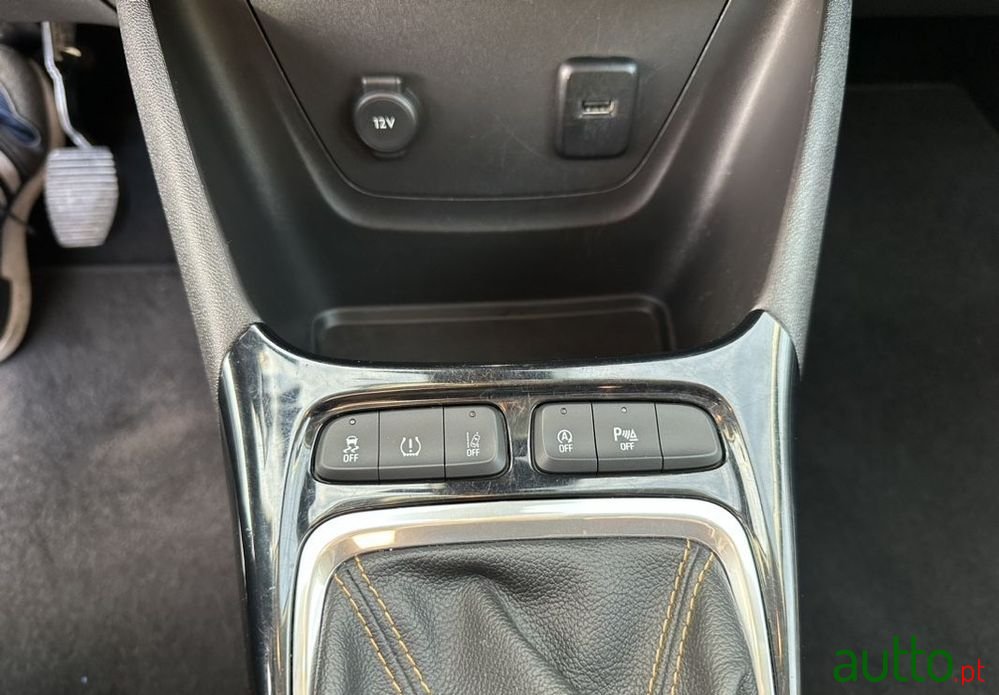 2017' Opel Crossland X photo #6