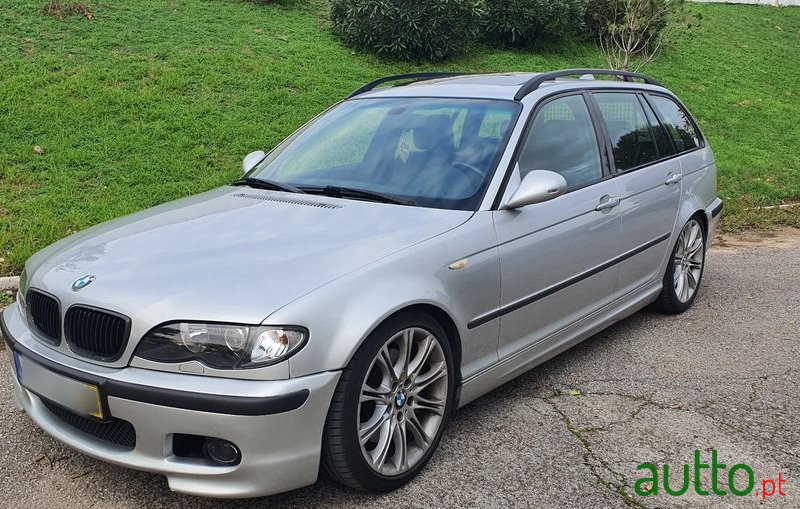 2002' BMW 320 D Touring Sport photo #1