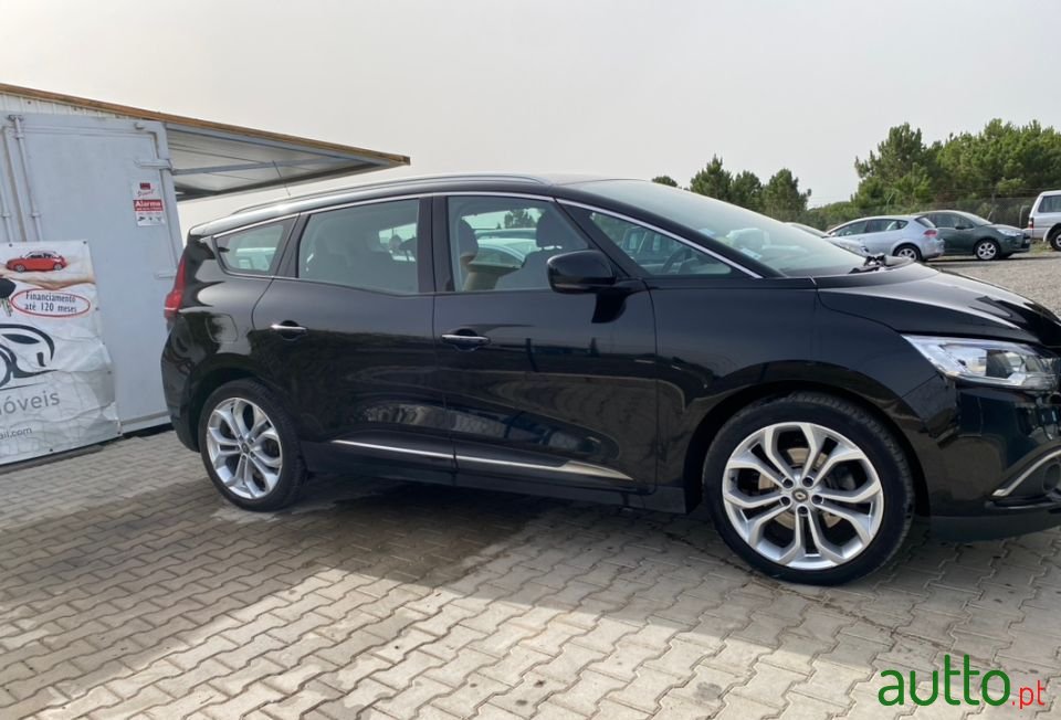 2018' Renault Grand Scenic photo #4