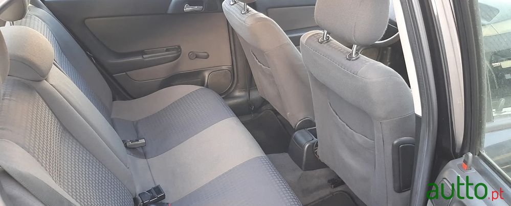 2002' Opel Astra 1.2 Selection photo #6