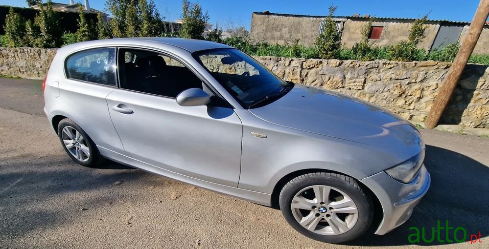 2008' BMW 118 D photo #2