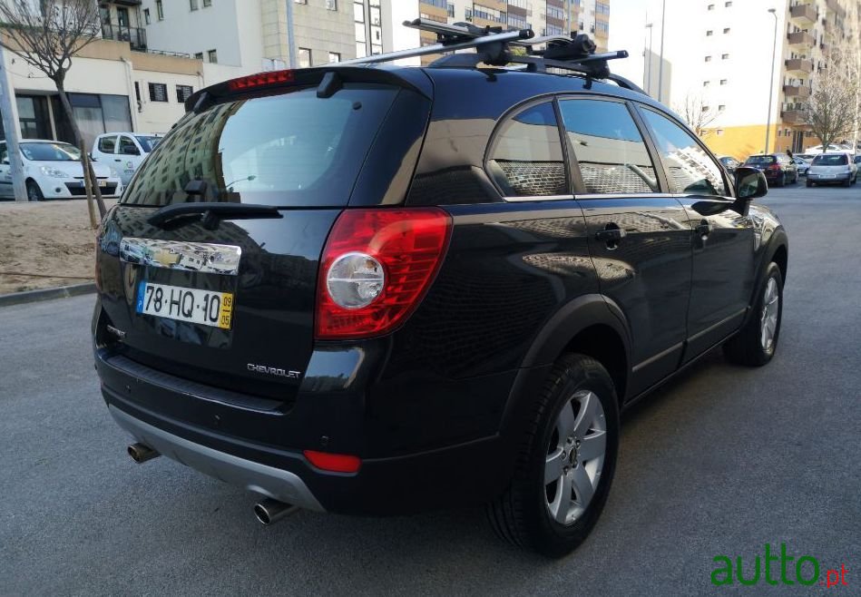 2009' Chevrolet Captiva photo #1