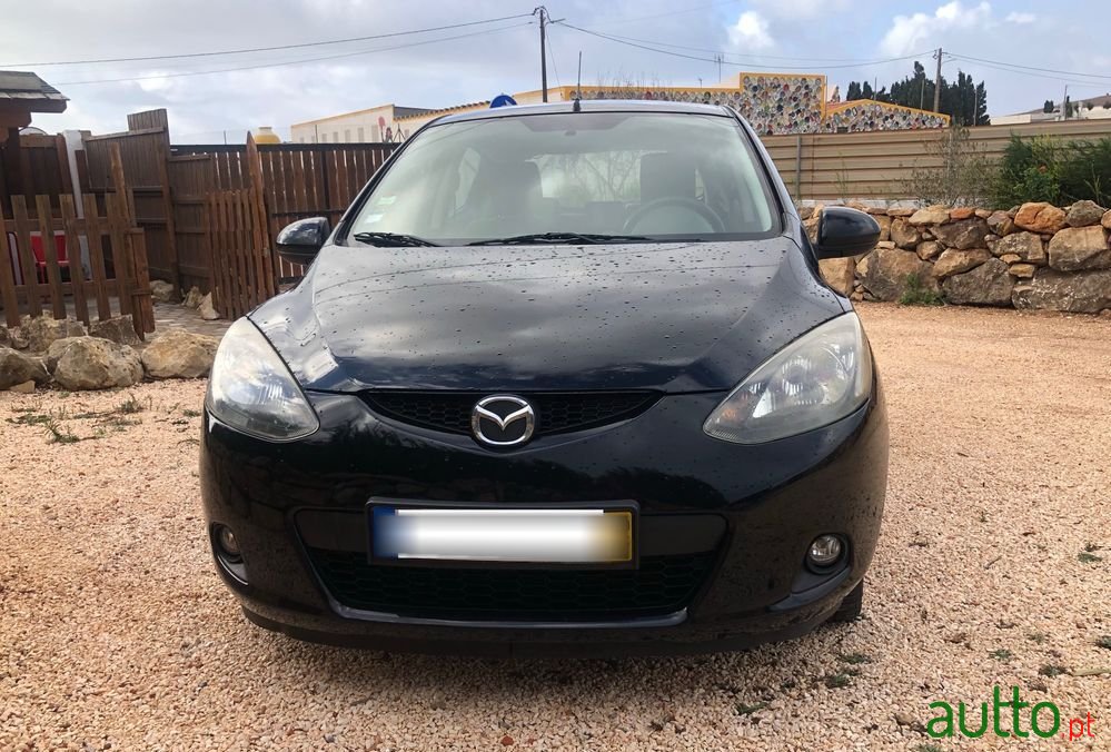 2010' Mazda 2 photo #1