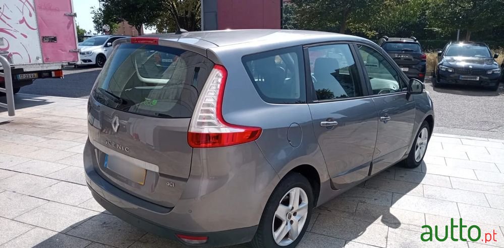 2014' Renault Grand Scenic Energy photo #5