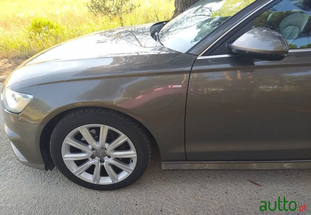 2015' Audi A6 Avant photo #2