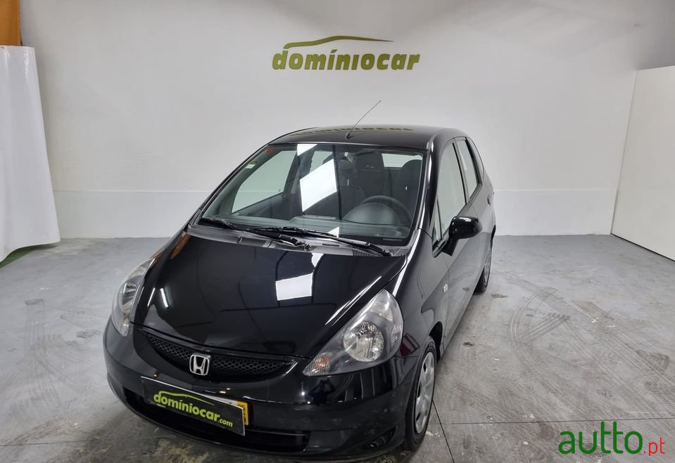 2005' Honda Jazz photo #1