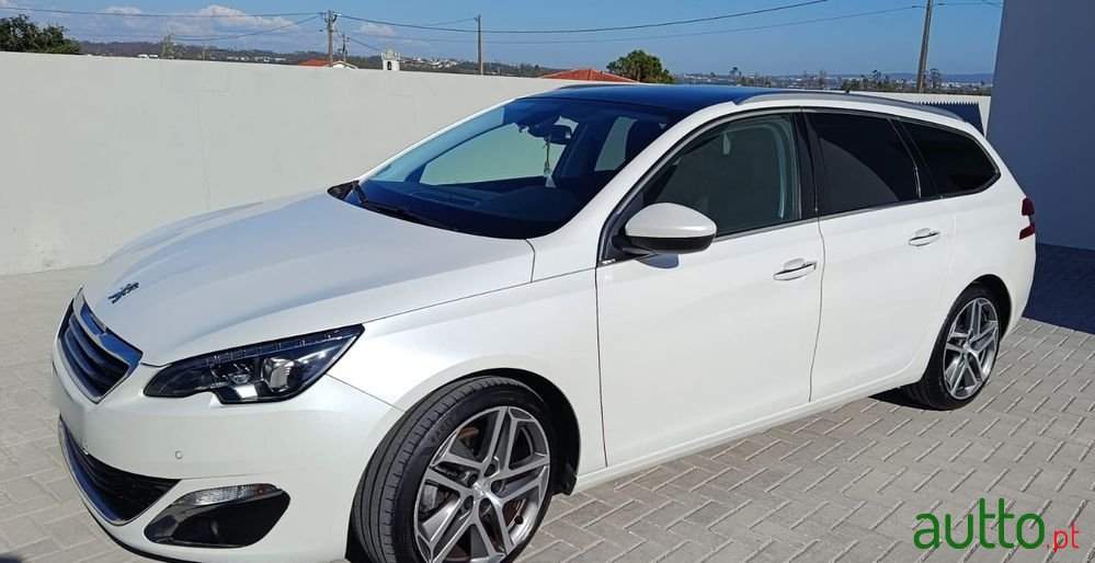 2015' Peugeot 308 Sw photo #3
