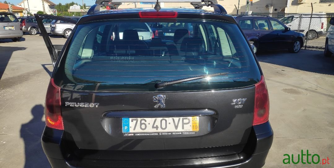 2003' Peugeot 307 Break photo #5