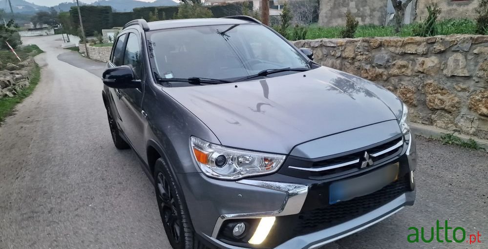 2018' Mitsubishi ASX photo #1