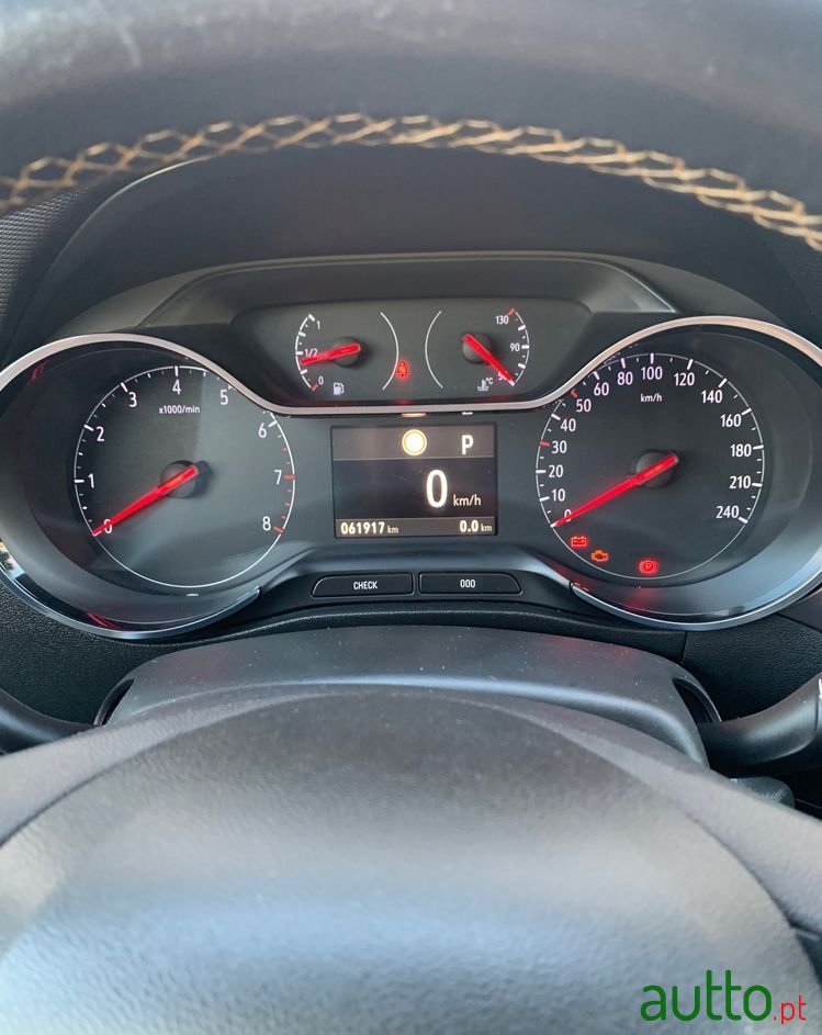 2017' Opel Crossland X photo #4