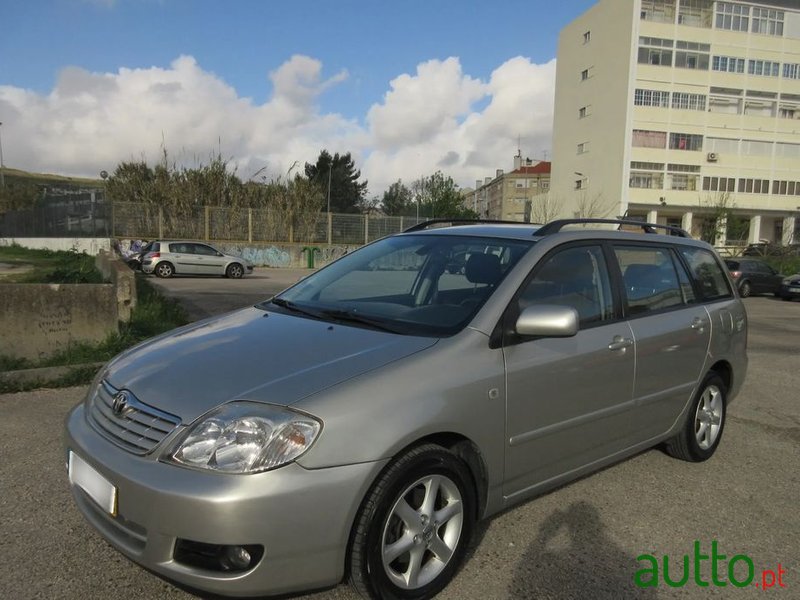 2005' Toyota Corolla Sw photo #1