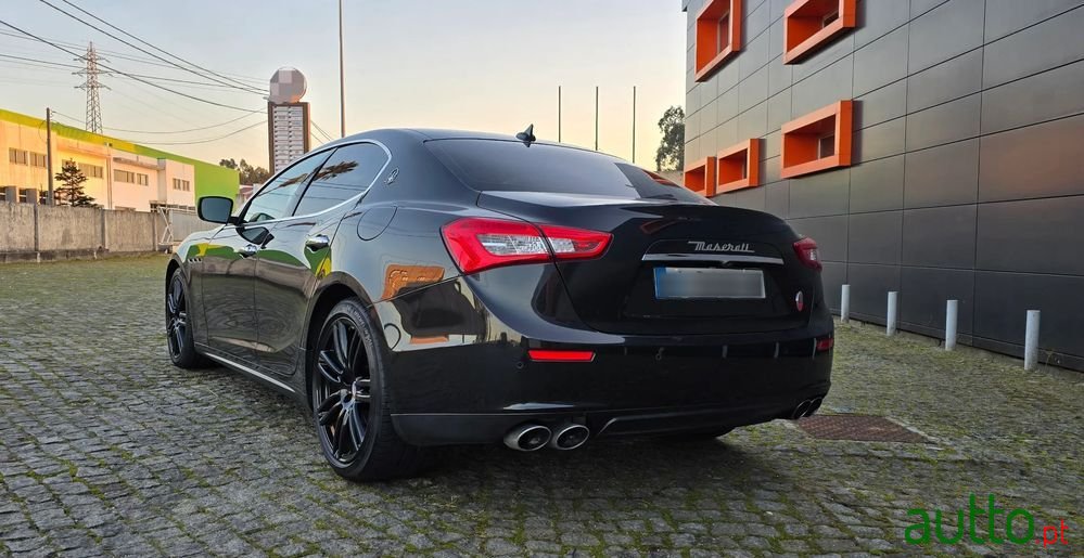 2014' Maserati Ghibli Diesel photo #3