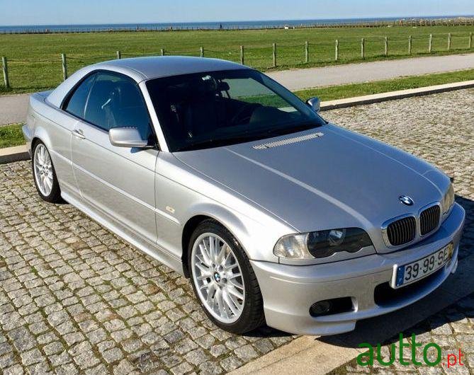 2001' BMW 320 Cabrio photo #2