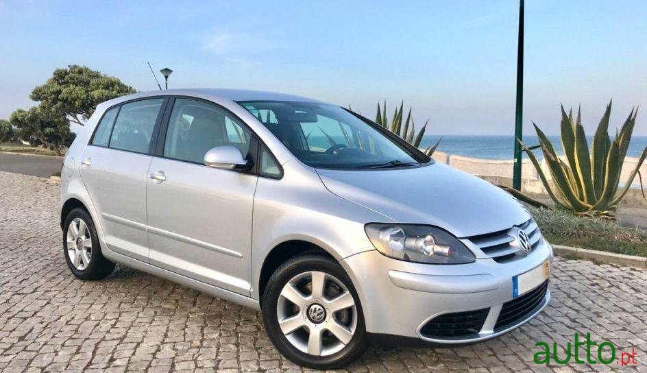 2006' Volkswagen Golf Plus photo #1