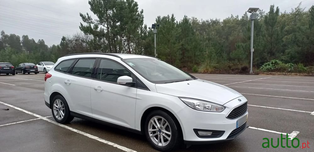 2017' Ford Focus Sw photo #1