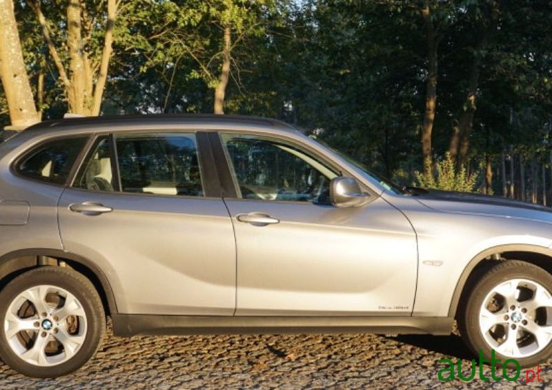 2011' BMW X1 118D Sdrive photo #3