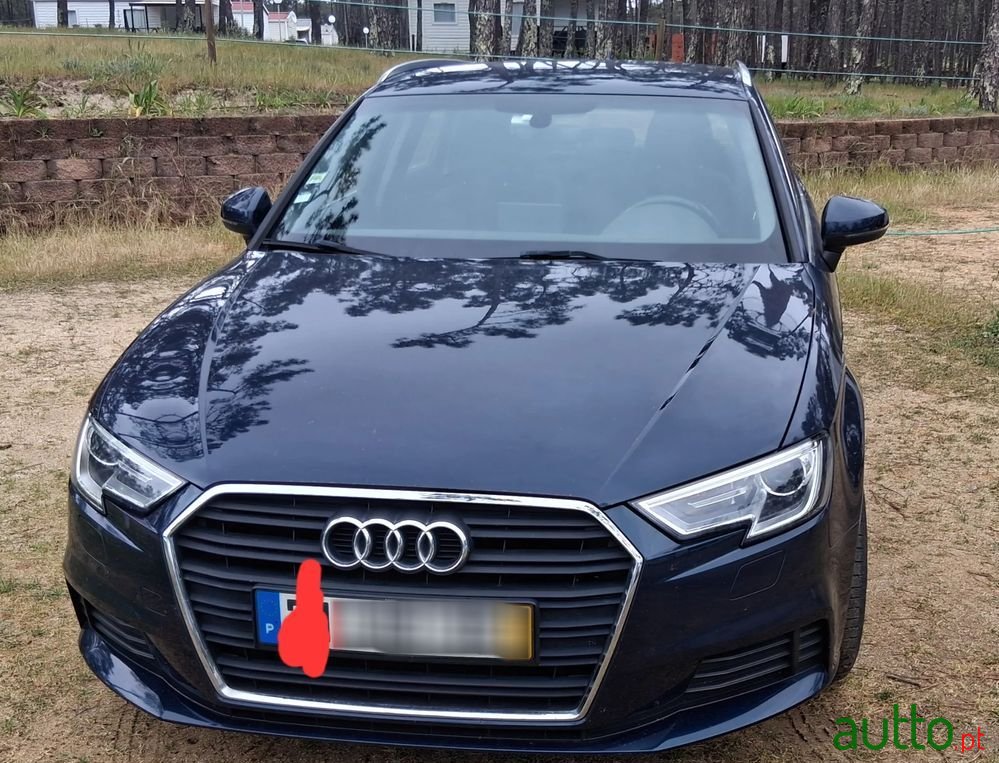 2017' Audi A3 Sportback photo #2