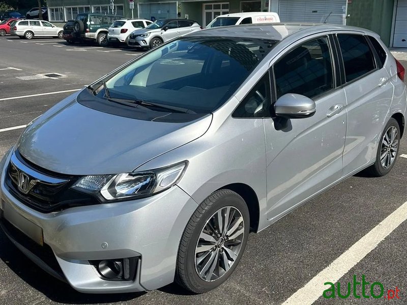 2016' Honda Jazz photo #5