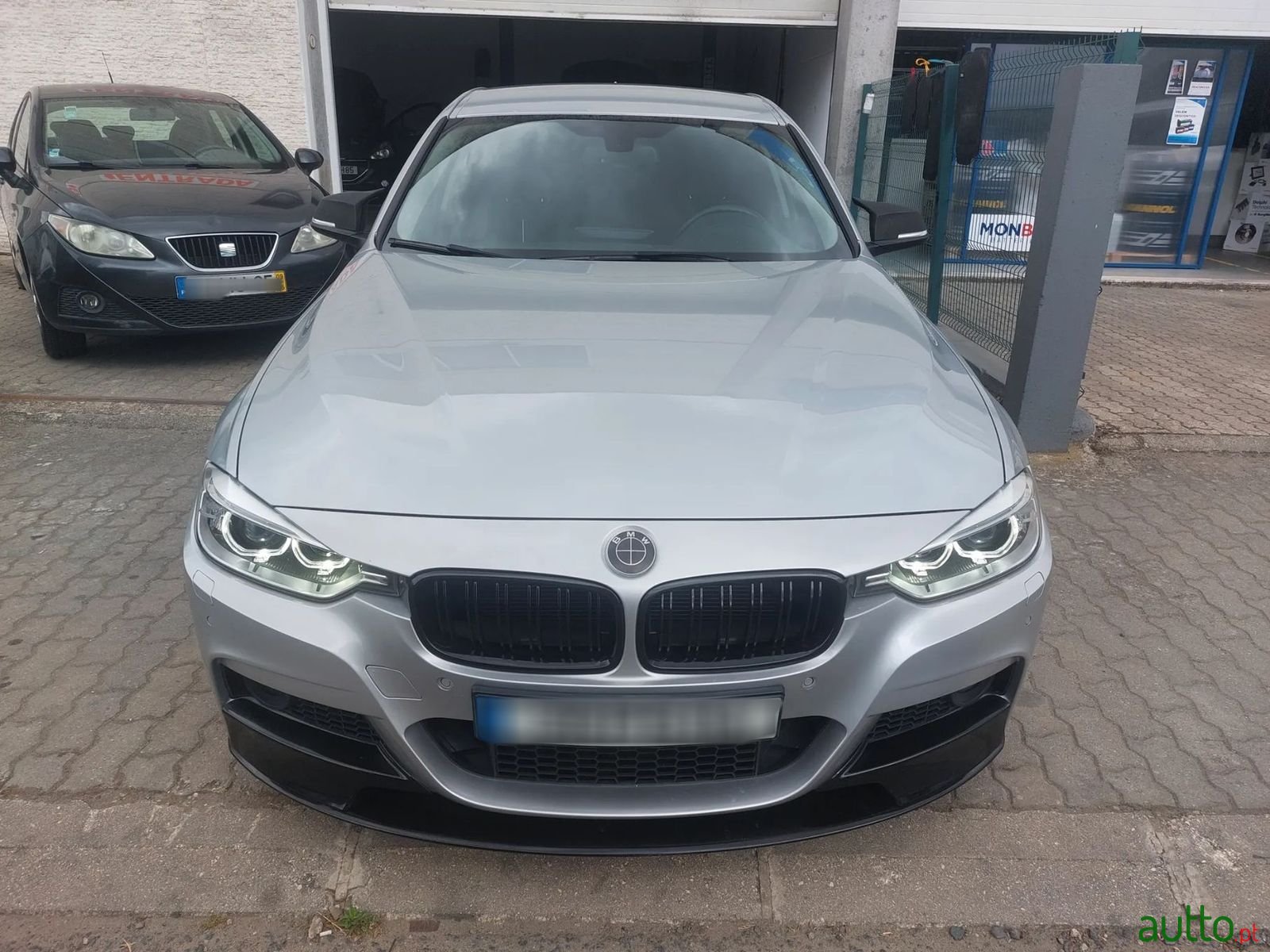 2015' BMW 320 photo #2