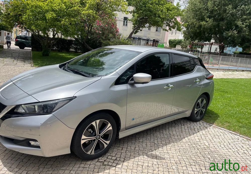 2019' Nissan Leaf N-Connecta photo #4