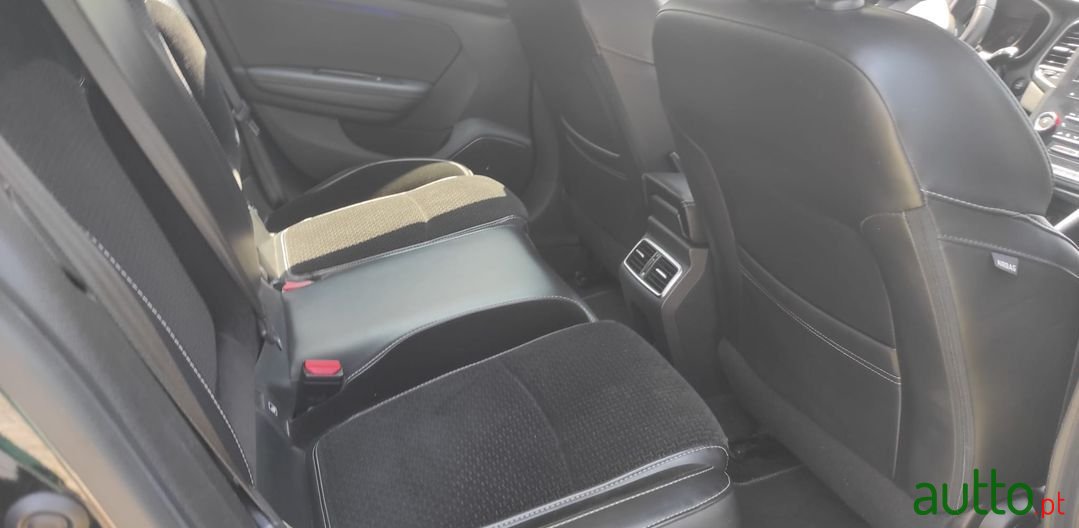 2017' Renault Megane photo #3