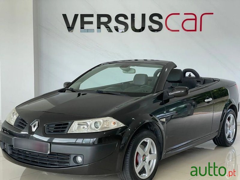 2007' Renault Megane photo #1