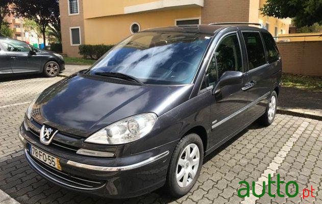 2008' Peugeot 807 photo #2