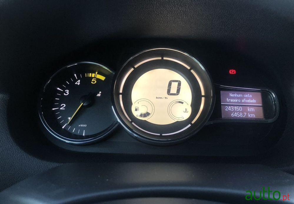 2013' Renault Megane Break photo #6