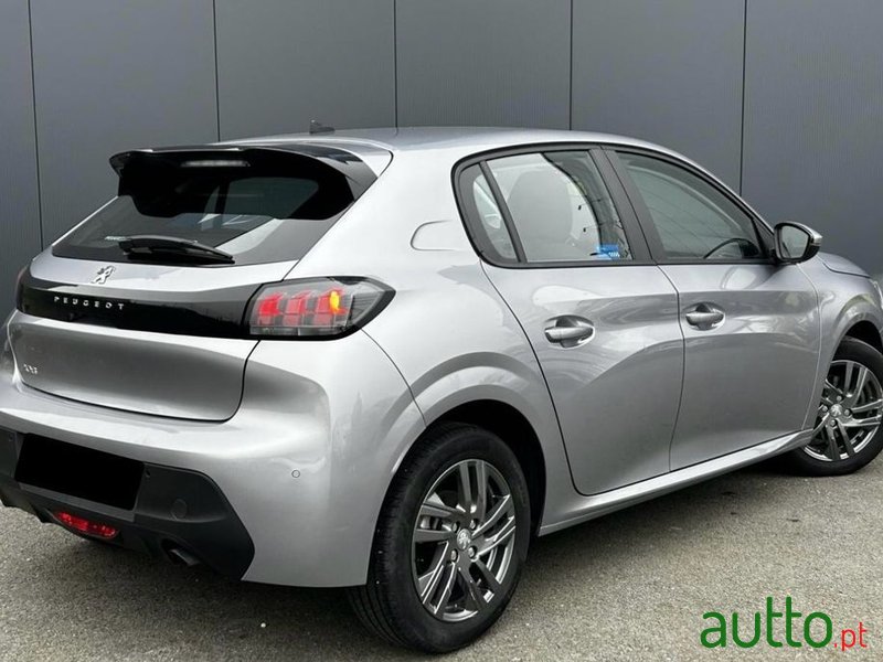 2021' Peugeot 208 1.2 Puretech Active photo #2