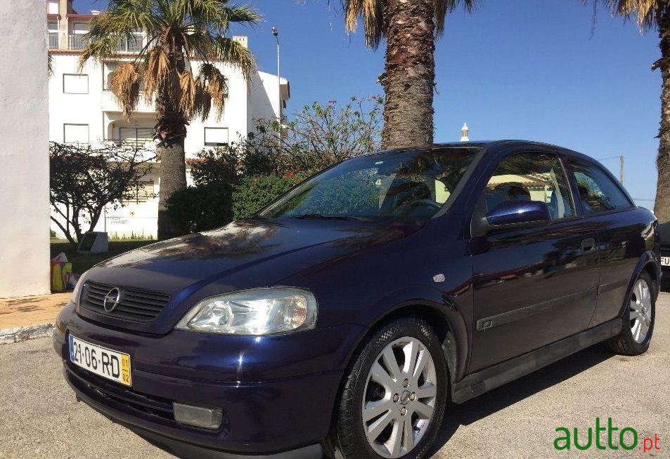2001' Opel Astra-Coupe Sport 16V photo #2