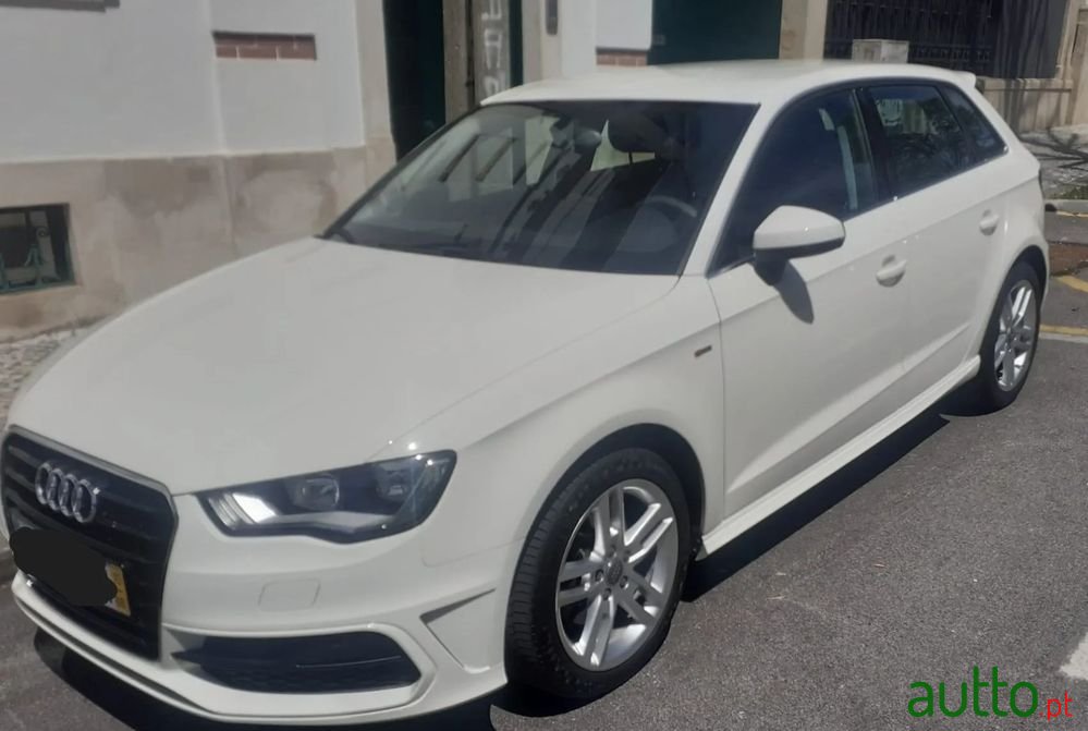 2015' Audi A3 Sportback photo #3