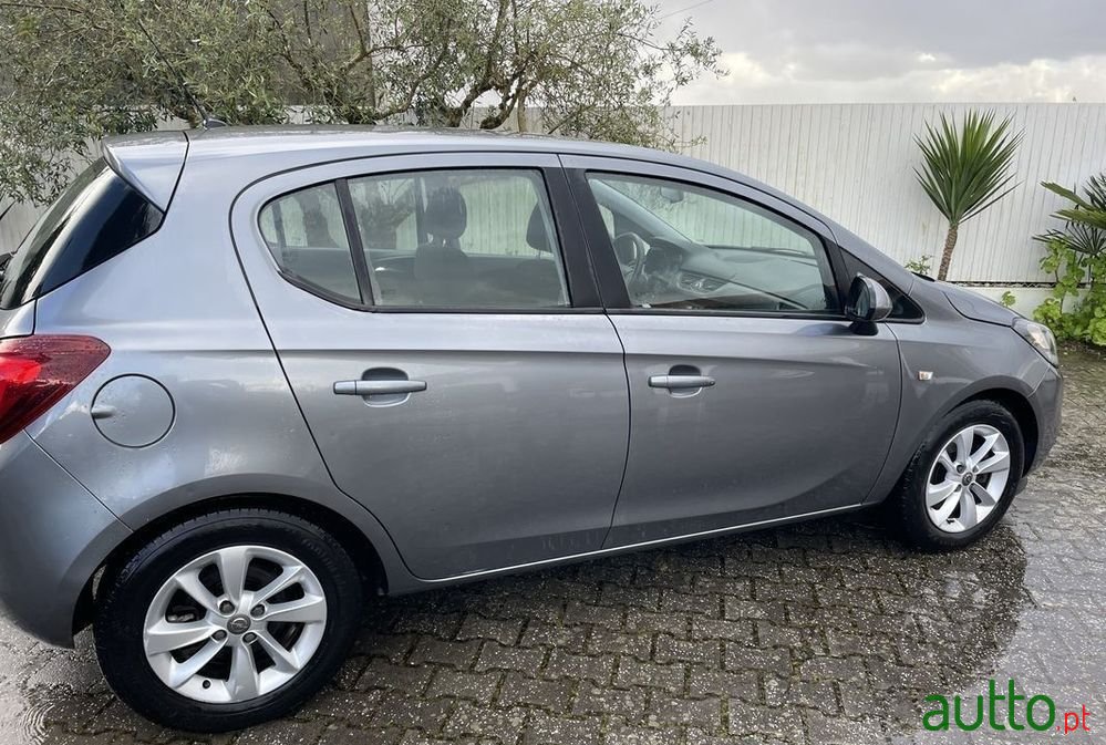 2017' Opel Corsa photo #3