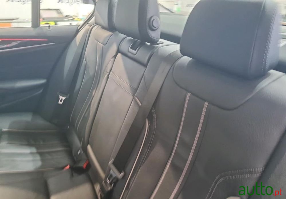 2023' BMW Série 5 E Line Luxury photo #5