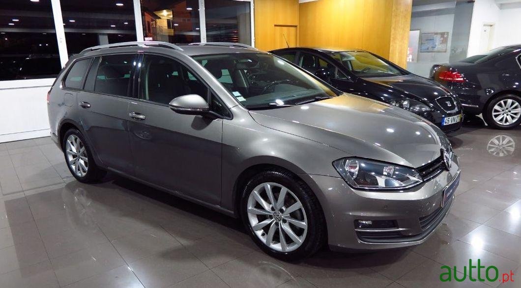 2015' Volkswagen Golf Variant photo #3
