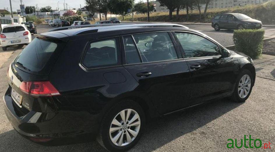 2014' Volkswagen Golf Variant photo #1